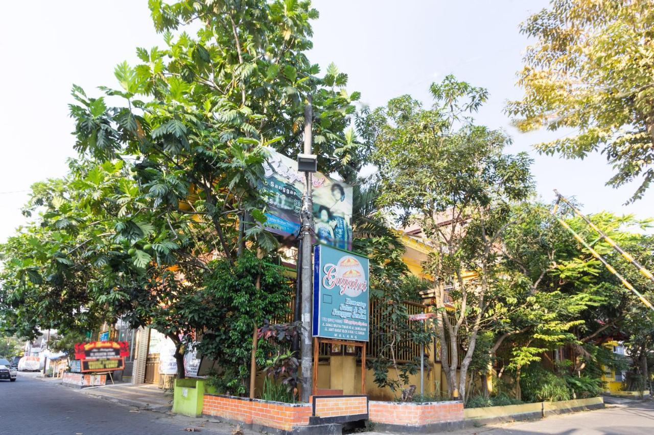 Homestay Gayatri Sawojajar Near Univ Negeri Malang Kampus 2 Mitra Reddoorz 외부 사진