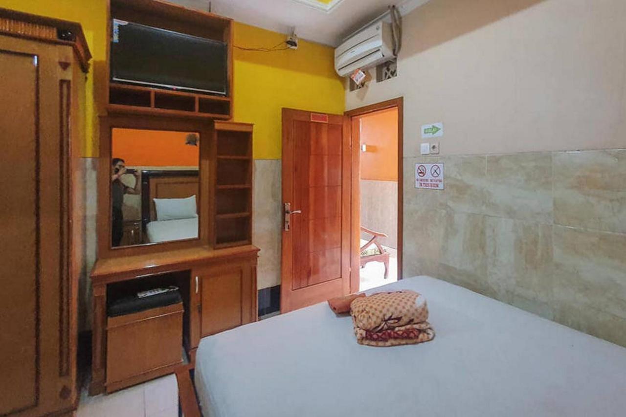 Homestay Gayatri Sawojajar Near Univ Negeri Malang Kampus 2 Mitra Reddoorz 외부 사진