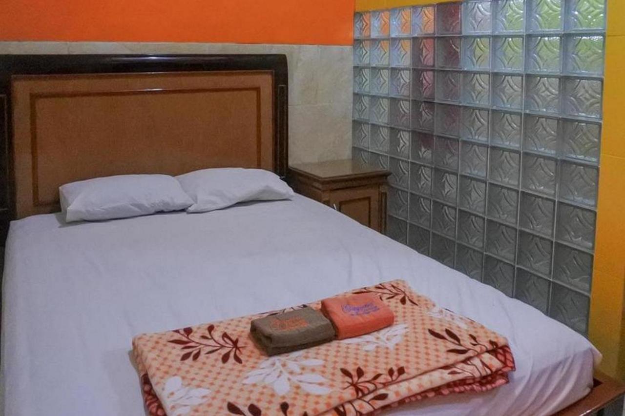 Homestay Gayatri Sawojajar Near Univ Negeri Malang Kampus 2 Mitra Reddoorz 외부 사진