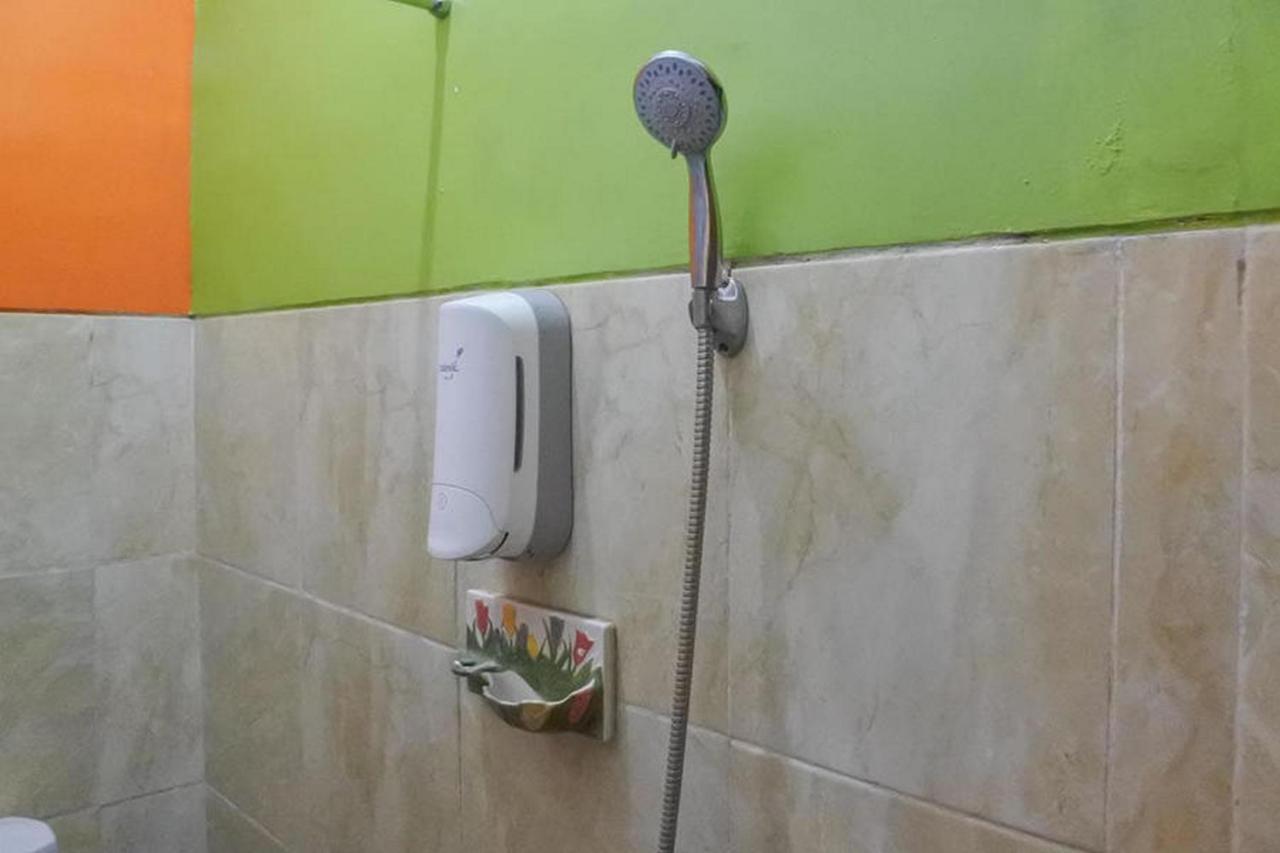 Homestay Gayatri Sawojajar Near Univ Negeri Malang Kampus 2 Mitra Reddoorz 외부 사진